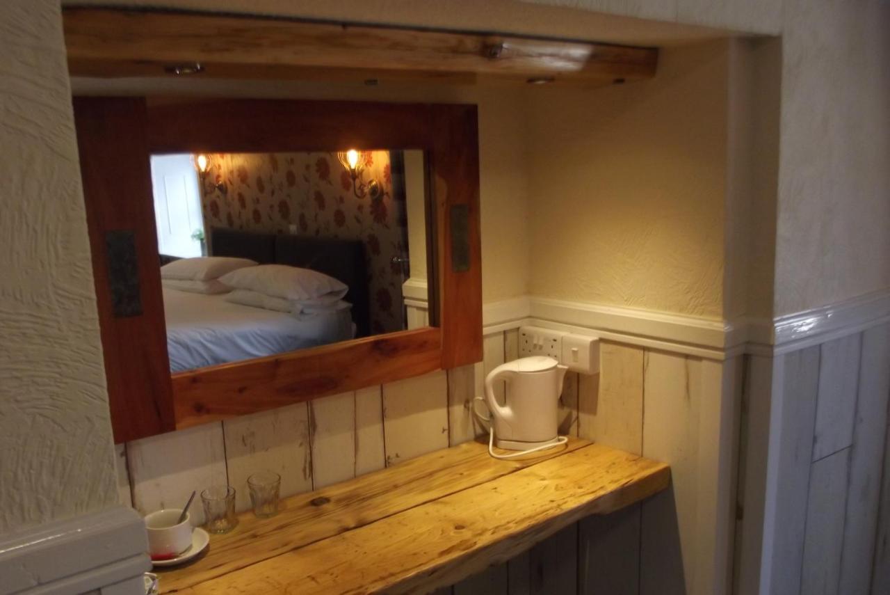 The Liverpool Arms Hotel Beaumaris Extérieur photo