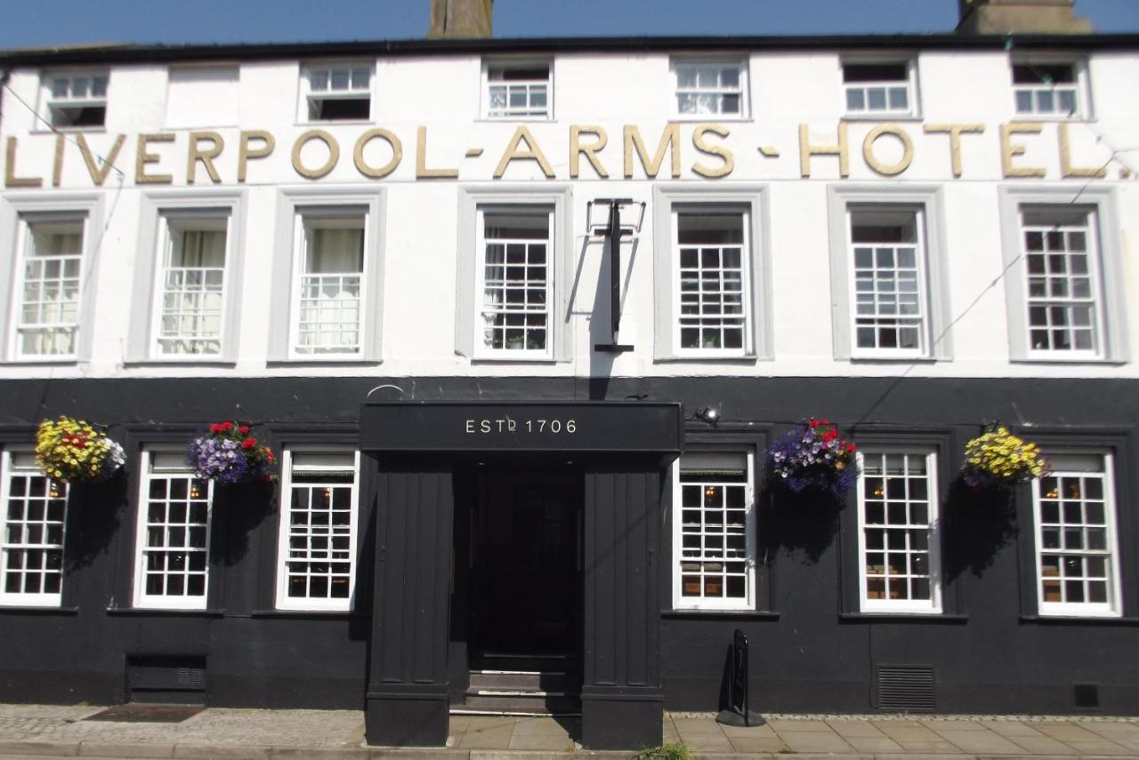 The Liverpool Arms Hotel Beaumaris Extérieur photo